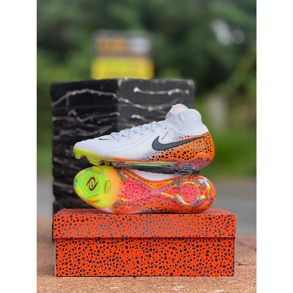 NIKE PHANTOM LUNA II ELITE FG