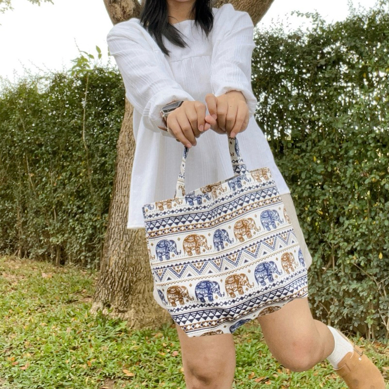 studio.wara 🐘elephant Bag -กระเป๋าลายช้าง 🐘 size S