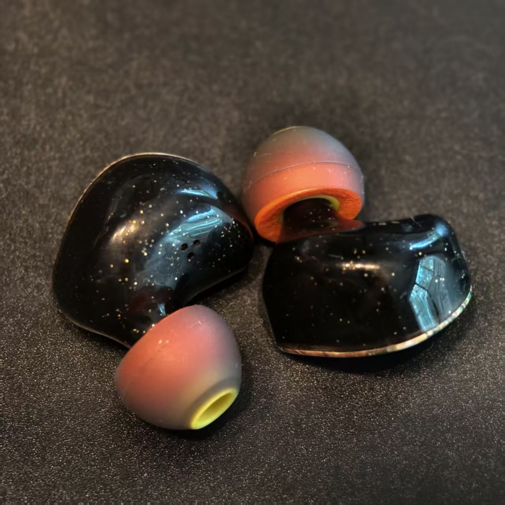 จุกหูฟัง inear จุกเปลี่ยน 2 in 1 ยางซิลิโคน+โฟม ในตัวเดียว จุกเพิ่มเสียงเบส สีส้ม แบรนด์ Sbaitip - รูปที่ 3