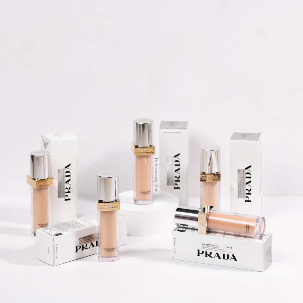 Prada Beauty  Reveal Skin-Optimizing Refillable Soft Matte Foundation