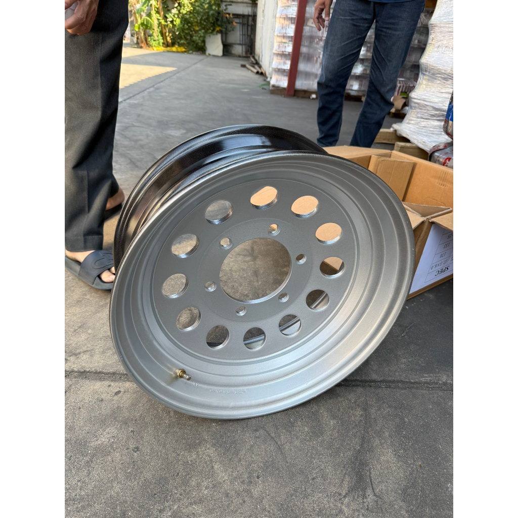 กระทะ 17.5 × 6.00 6รู เพลาลอย/Isuzu Elf หน้าแปลนหนาสุด มีรับประกัน ยี่ห้อ ATW ใช้กับยาง 215/75 R17.5