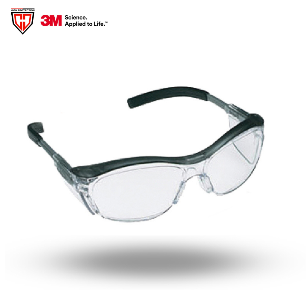 แว่นตานิรภัย เลนส์ใสยี่ห้อ 3M รุ่น NUVO 11411