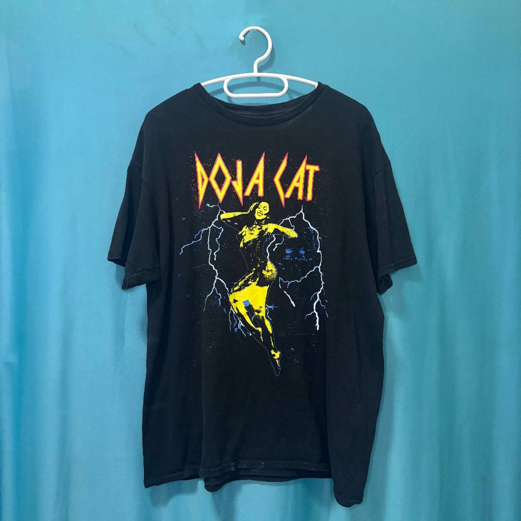 Doja Cat / ไม่มีลายหลัง / อก 44" ยาว 27" 300.-