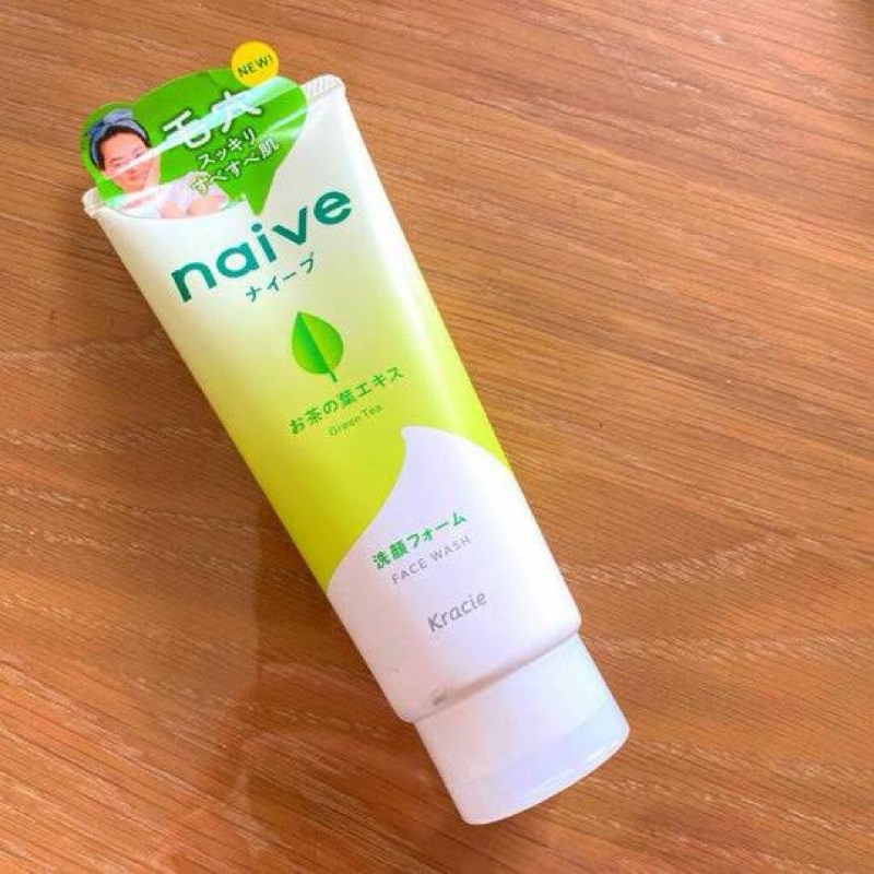 east Naive green tea face wash 130g. โฟมล้างหน้าชาเขียว จากญี่ปุ่น🇯🇵 กระชับรูขุมขน หอมชาเขียว แท้
