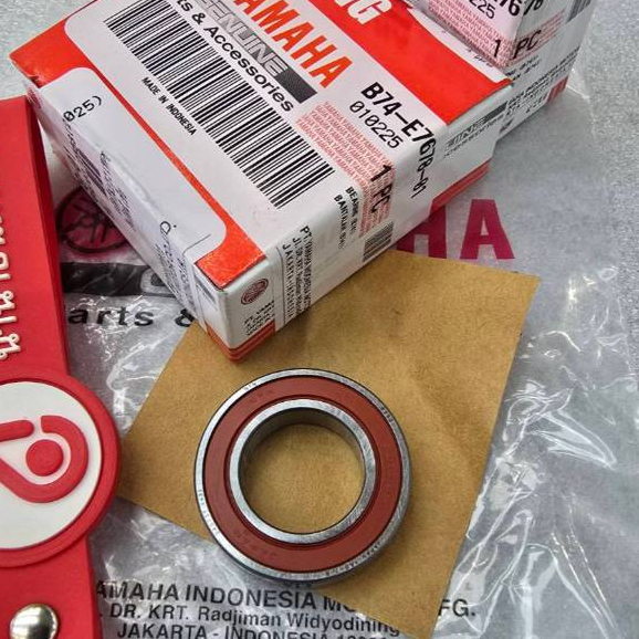 B74E767801 ลูกปืนล้อปรับความเร็วหลัง XMAX แท้ 6903 yamaha B74-E7678-01