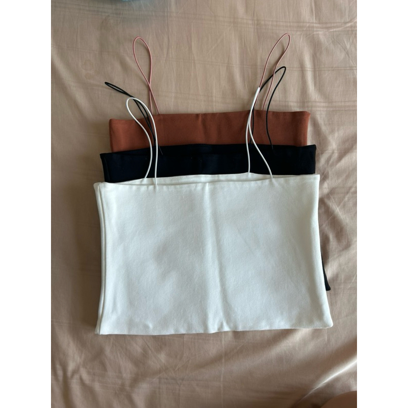 Promthong | พรหมทอง เสื้อครอป สายเดี่ยวเข้ารูป [มือสอง]