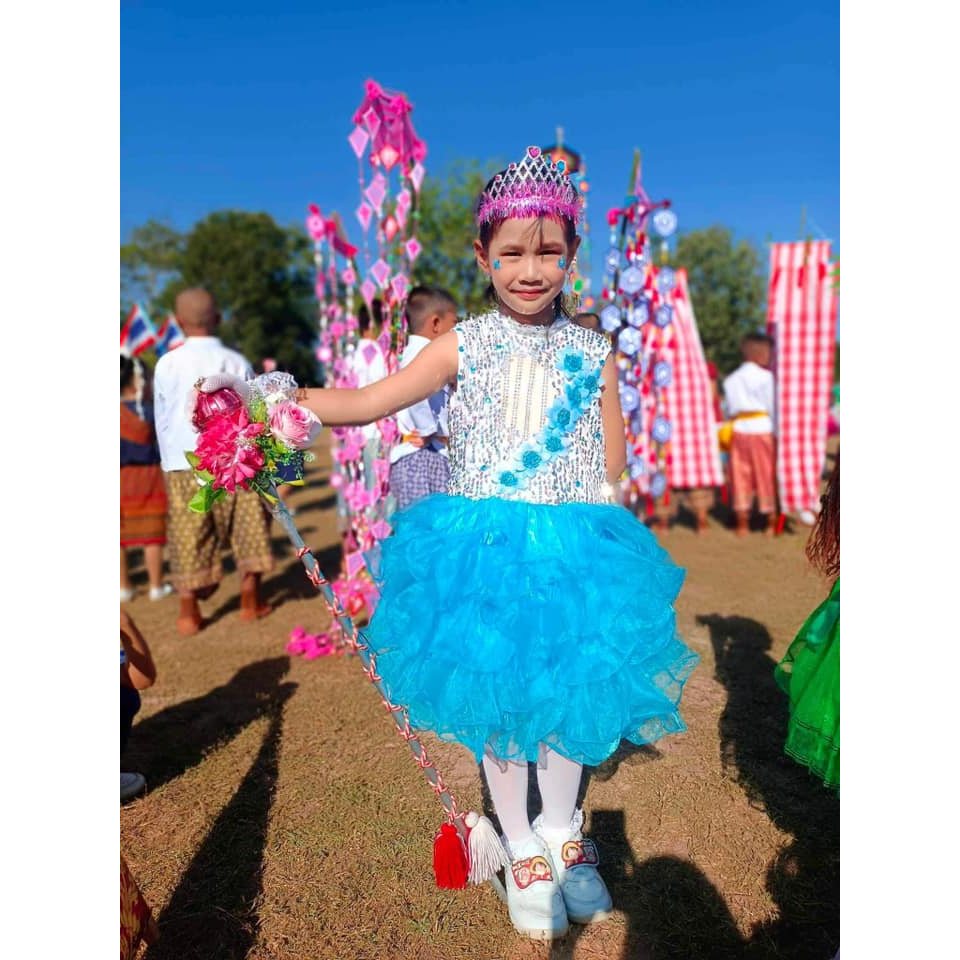 ชุดดรัมเมเยอร์เด็ก พร้อมส่งในไทย ชุดเดินพาเหรด สีฟ้า  ชุดเต้นวันเด็ก กิจกรรมเด็กอนุบาล ประถม เดรสกระโปรงฟู มาใหม่ แฟชั่น - รูปที่ 7