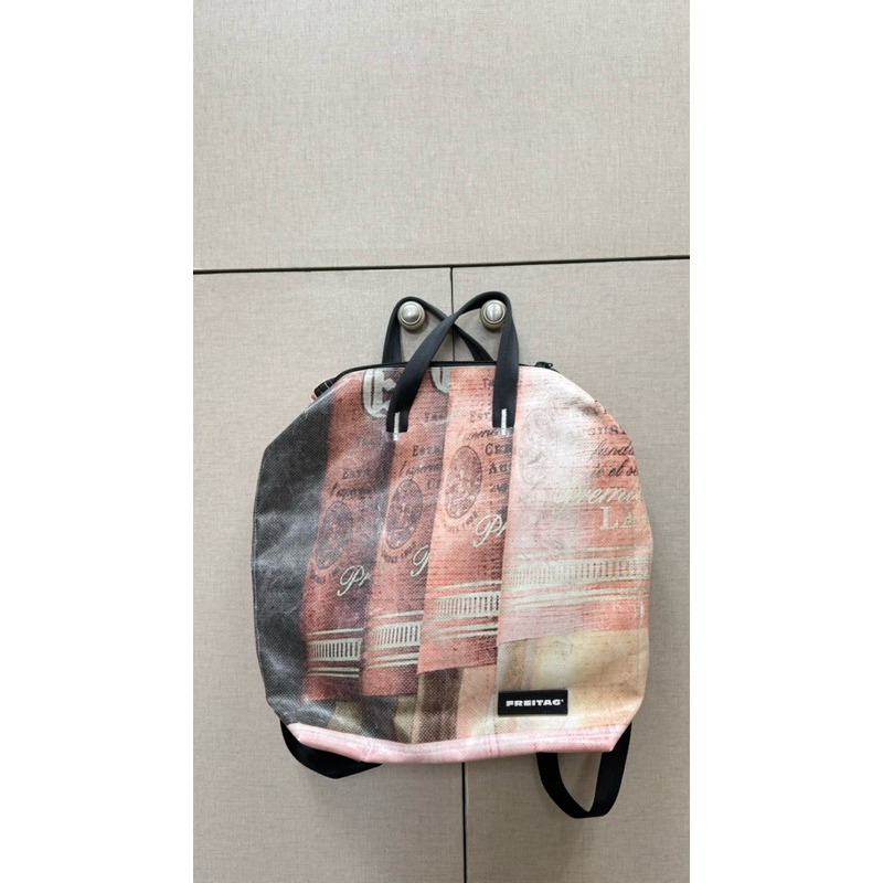 Freitag F201 Pete เป้สะพายหลัง