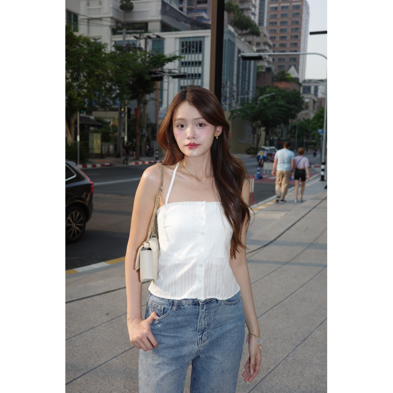 BEMYCHIC เสื้อครอปสายผูก BETTY TOP รีวิว: สไตล์คล่องตัว แมทช์ง่ายทุกโอกาส