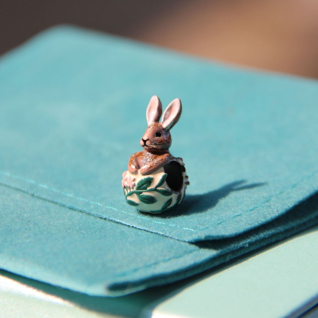 Suzie Bunny Bead บีทเงินแท้หยอดสีรูปกระต่าย