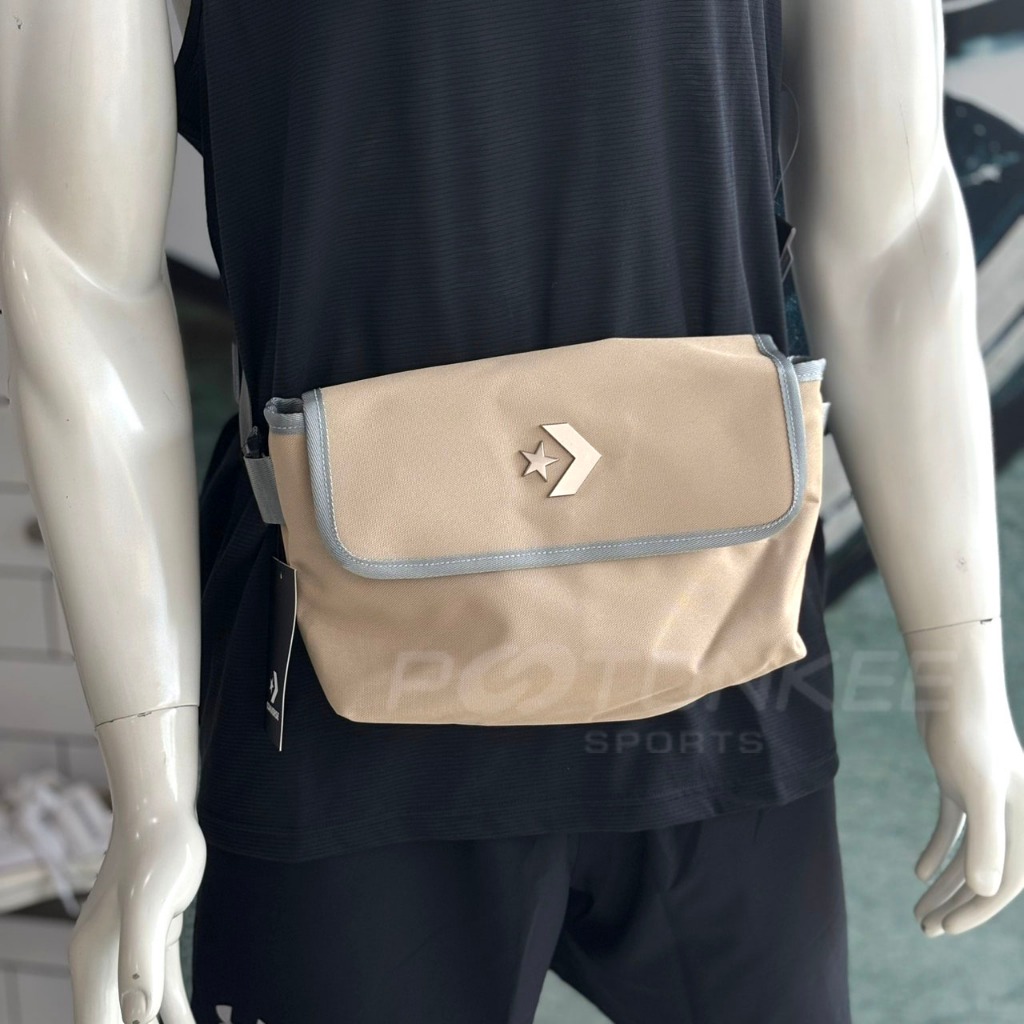 CONVERSE IS MORE POET THAN WAIST BAG กระเป๋าสะพาย คาดอก เอว อเนกประสงค์