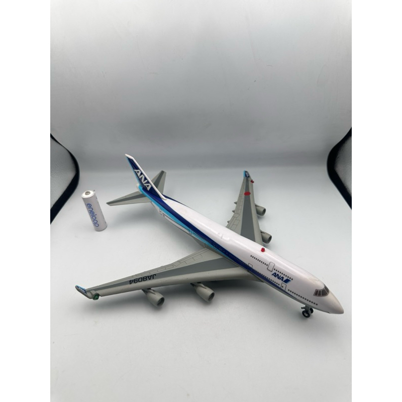 โมเดลเครื่องบินจำลอง ANA AIRLINE JA801A มีล้อ มีเสียง มีไฟ