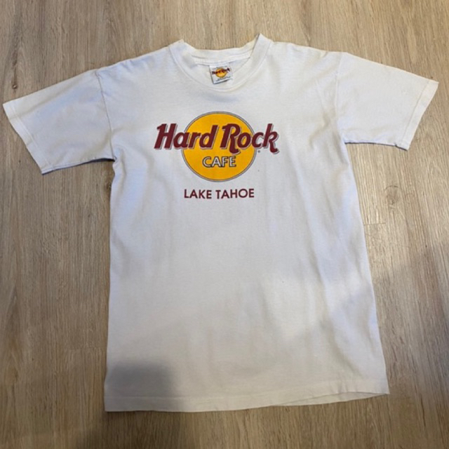 Hard Rock Cafe (made in u.s.a) ขนาด: อก34-36นิ้ว (size.S) สภาพ: 10/10 ตำหนิ: - ราคา: 470บาท 💖✨