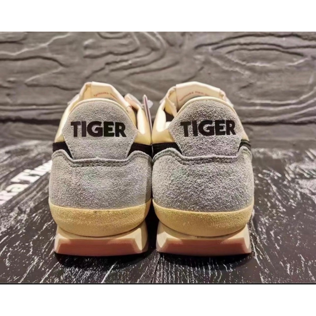 Onitsuka Tiger Ultimate 81 Nm หนังกลับสองชั้น แฟชั่น รองเท้าลําลองชีวิต