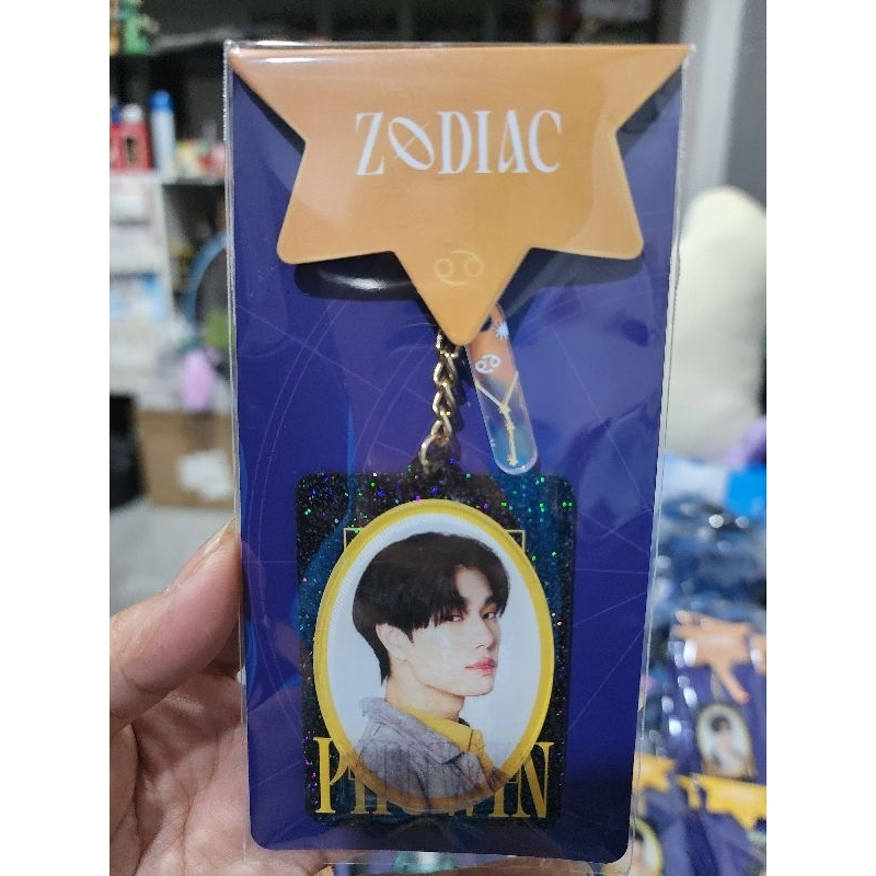 PHUWIN ZODIAC SERIES ACRYLIC KEYCHAIN #PHUWIN (พร้อมส่ง)