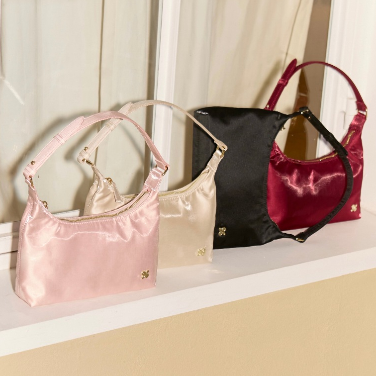 PENNE culture | "Ballet" Bag Collection | กระเป๋าสะพายไหล่ ผ้าเงา เล่นแฟลช ใช้ง่าย เข้าทุกลุค