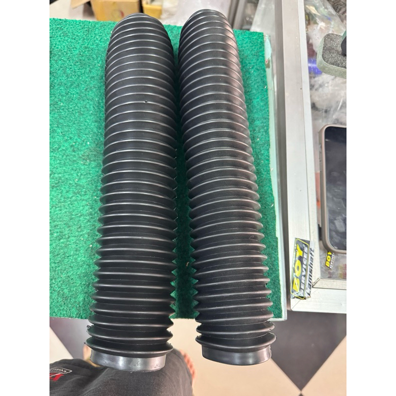 ยางหุ้มโช๊ก KLX230  (ใช้ทดแทน)สั่งซื้ออ่านรายละเอียอดด้วยน่ะค่ะ