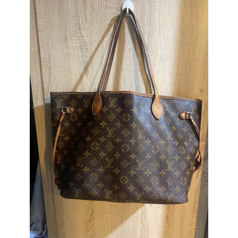 เท.ขาดทุนค๊า❗️งานวินเทจสวยมาก ❗️LV หนังแท้ 💯กระเป๋ารุ่น Neverfull MM มือสอง