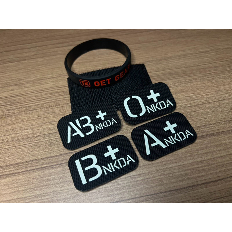 กรุ๊ปเลือดเรืองแสง (NKDA) ขนาด 3*5 cm ผ้าดำกันน้ำ