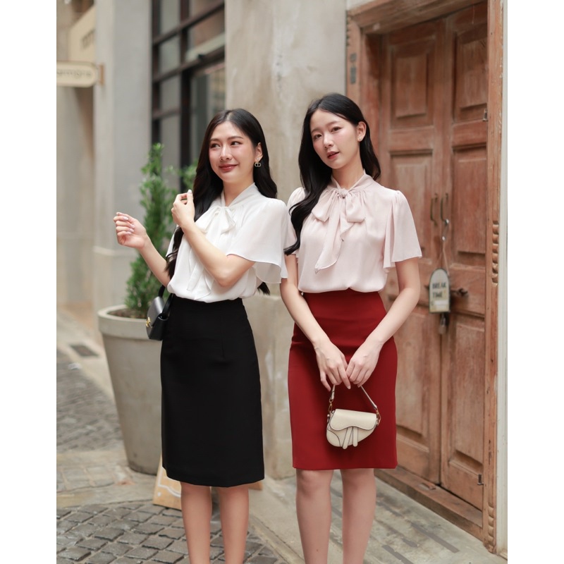 “Bow Blouse”เสื้อแขนสั้นรุ่นโบว์ผูก-แขนกระดิ่ง (s36"M40") ใส่สมัครงาน สมัครแอร์ ผ้าชีฟองนิ่ม งานสวมหัว นางแบบใส่sทุกคน