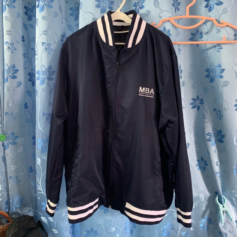 เสื้อแจ็ตเก็ต MBA ปัญญาภิวัฒน์ (ปี67) แขนจั๊ม คอจีน