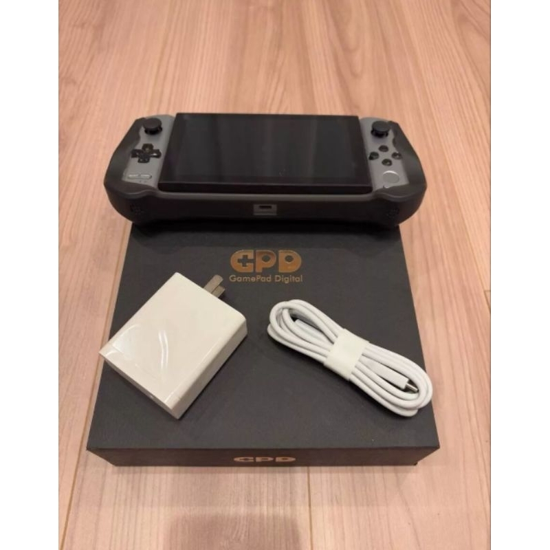 GPD WIN 3 มือสอง สภาพดี (แป้นพิมพ์ En)