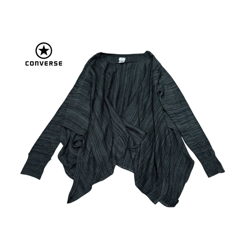 Converse XS เสื้อยืดคอกลม แขนยาว ใส่คลุมเสื้อออกกำลังกาย สีเทาดำ