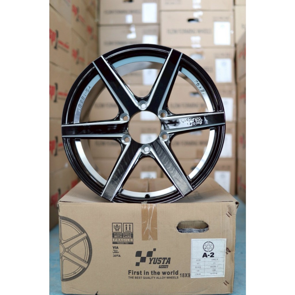 ล้อแม็ก ใบพัด A2/A3  ขนาด 18X9.5/10.5+25 /6 รู 139.7  สีดำ BK YUSTA (4 วง 9.52 วง 10.5 2 วง)