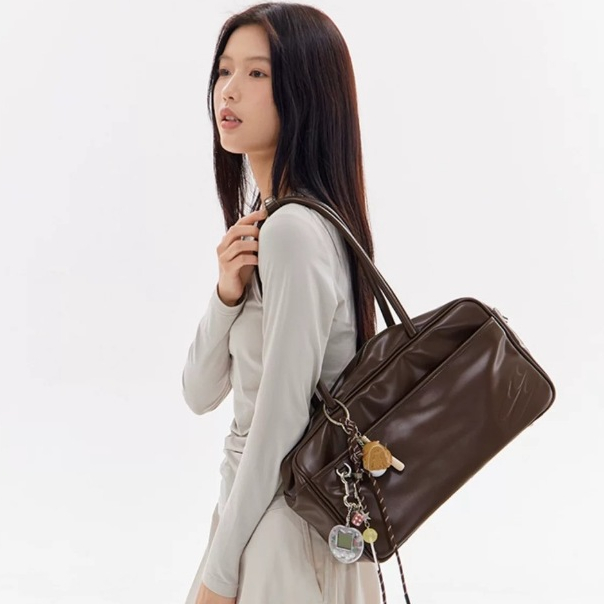 (Preorder) Crying Center Leather JK College 🤎 กระเป๋าสะพายข้าง Crying Center