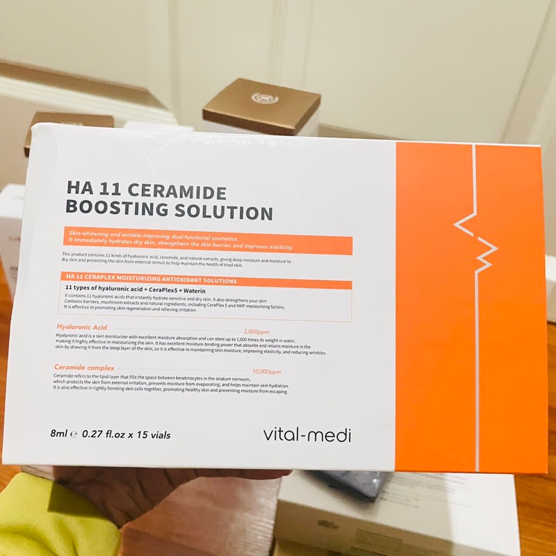 HA 11 ceramide boosting solution