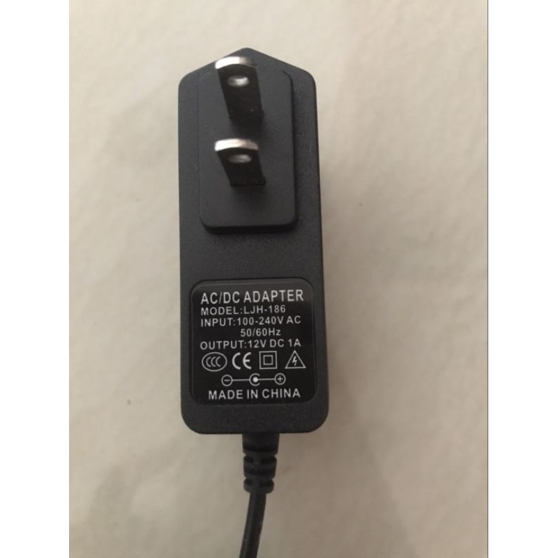 Adapter 🔌 AC/DC (12V)