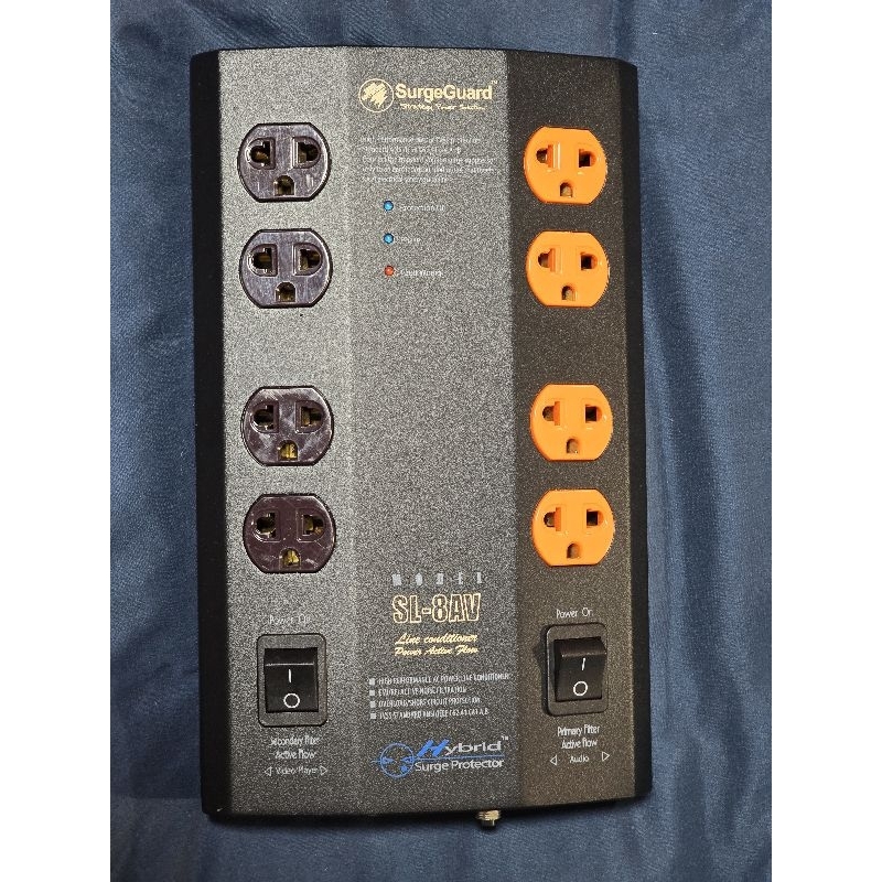 SurgeGuard SL-8AV V.2 ปลั๊กกรองกระแสไฟฟ้าและลดทอนสัญญาณรบกวน