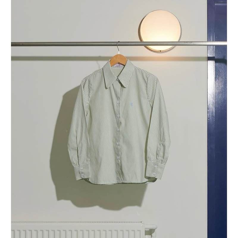 ส่งต่อ 📍toast shirt แบรนด์ beforesunset_studio ไซส์ M