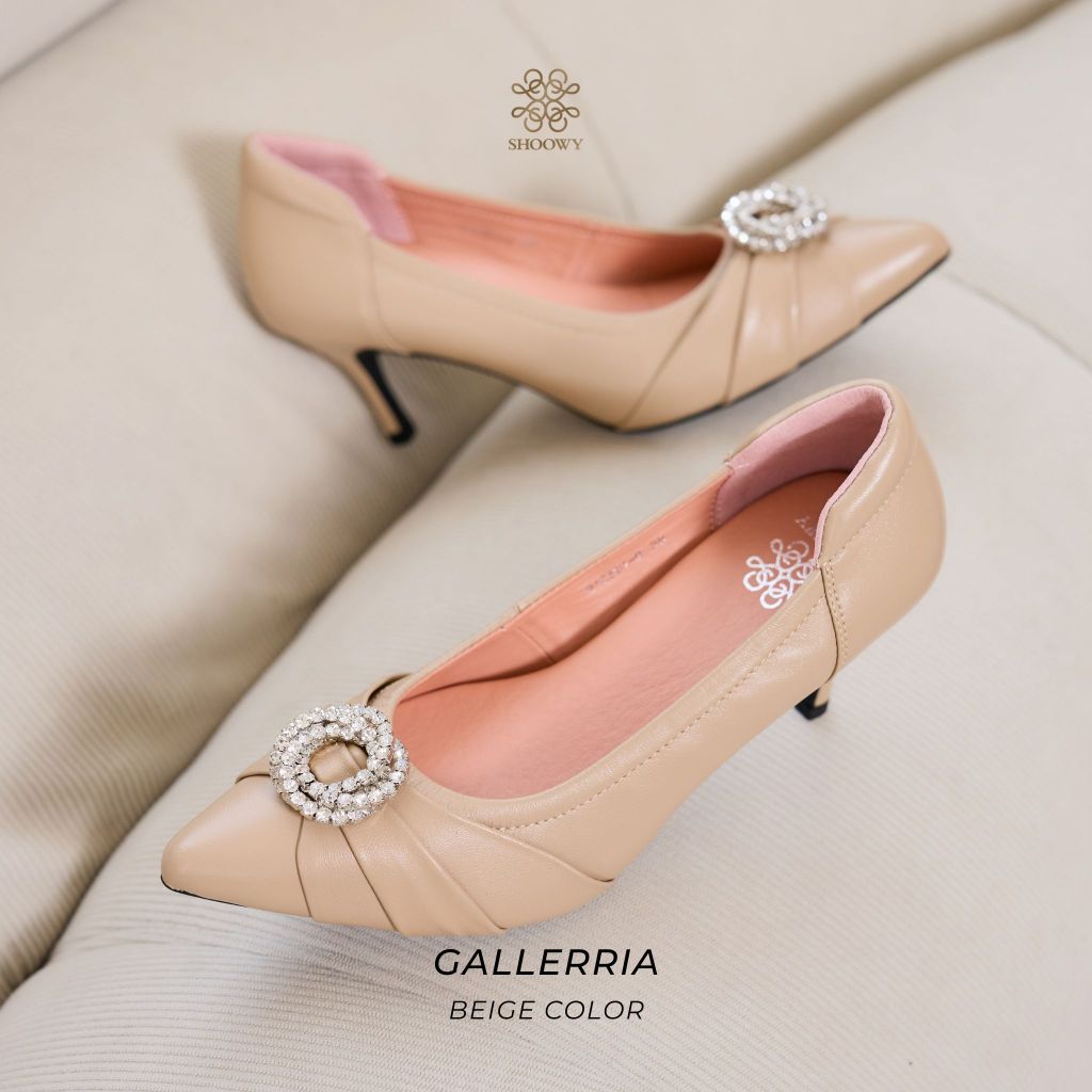 Shoowy รองเท้าหนังแกะ รุ่น  Gallerria Beige color (สีเบจ)