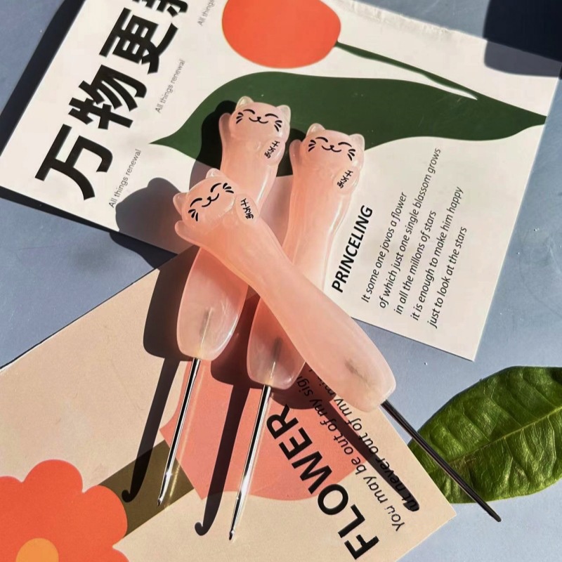 โครเชต์แมวเหมียว ด้ามเรซิ่น จับถนัดมือ พร้อมส่ง