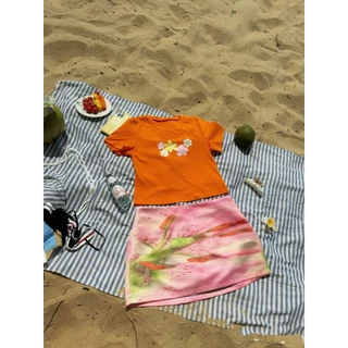 CiCi Plus+(H8861-1) เสื้อแขนสั้น ผ้าสเป็นเด็กซ์ พิมพ์ลายดอกไม้น่ารักๆ สีพื้น สไตล์สาวพลัสไซส์