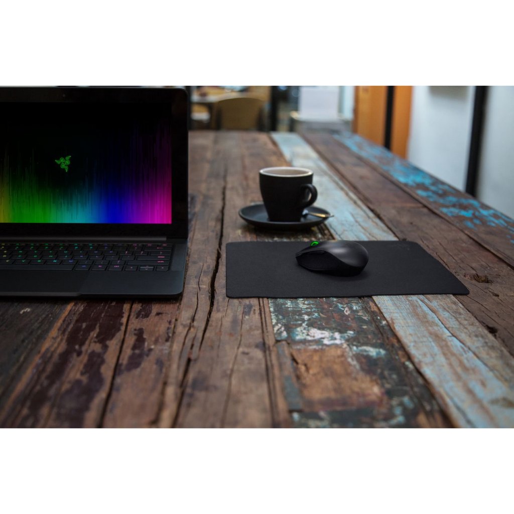 แผ่นรองเมาส์ Razer Goliathus Mobile Stealth Edition - Black