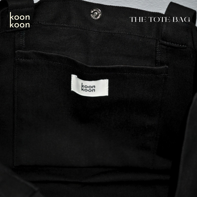 KOON KOON The Tote Bag original logo กระเป๋าผ้าที่มีสไตล์และจุของได้เยอะ