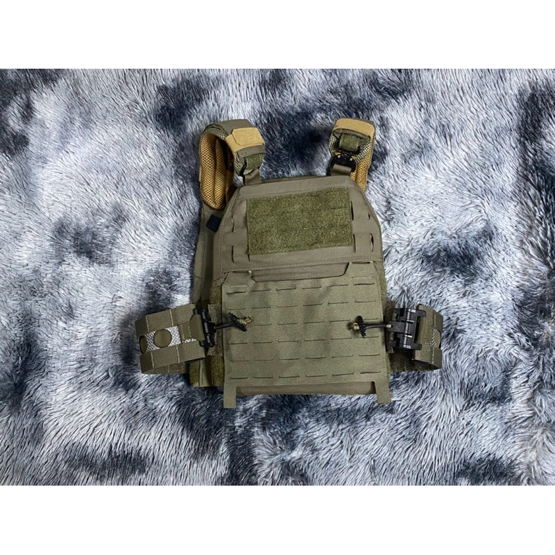 เสื้อเกราะ Ferro concept fcpc V5 Rg usa แท้ งานลิขสิทธิ์ พร้อมส่ง