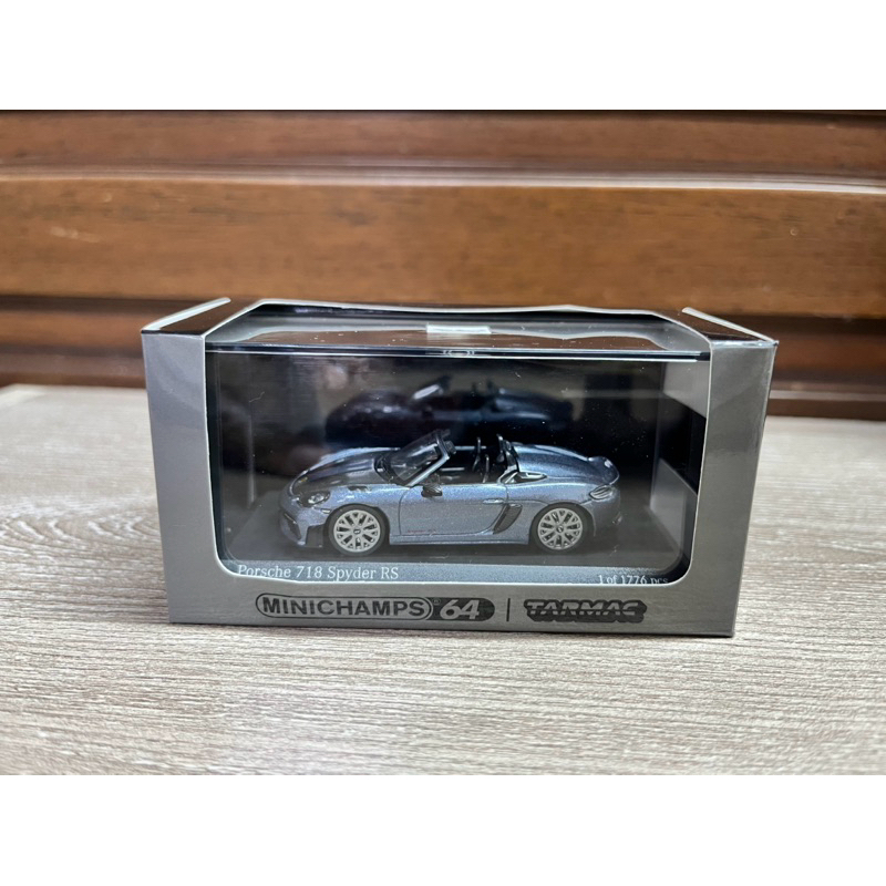 Porsche 718 Spyder RS minichamps64 X Tarmac works