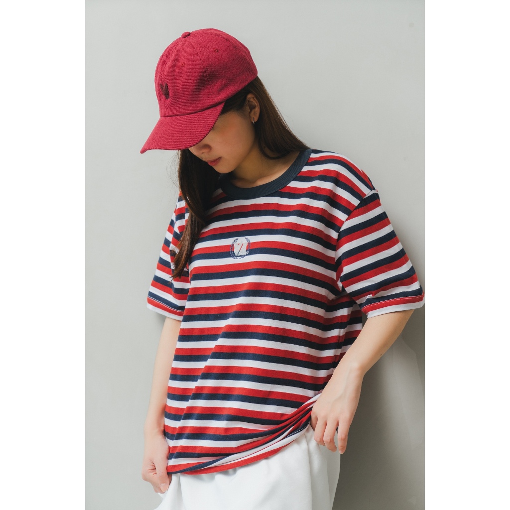 MeMo™ | NEW | เสื้อลายริ้วเมโม่ งานปักโลโก้ (Street Crest) ผ้า Cotton Soft แขนสั้น ทรง Loose fit