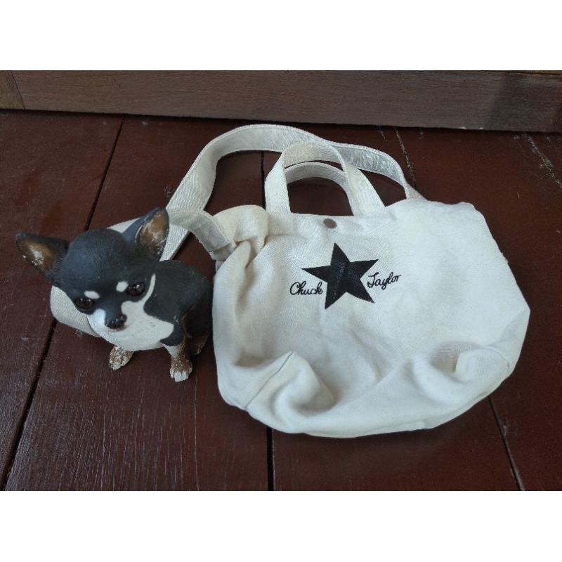 กระเป๋าสะพายข้างผ้าใบ Converse All Star Chuck Taylor ของแท้