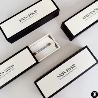 BRUSH STUDIO SF16 Silver Fox Blending Brush แปรงแต่งตาขนจิ้งจอกเงิน