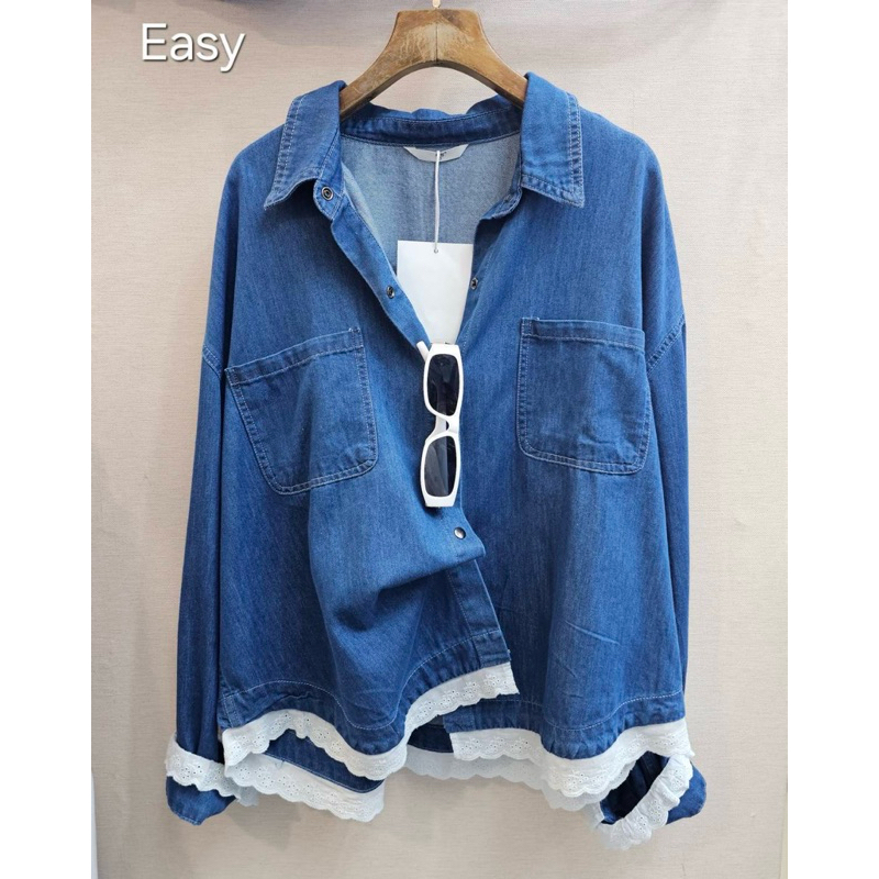 เสื้อเชิ้ตยีนส์ชายแต่งลูกไม้เก๋เก๋ไซด์ใหญ่ใส่สบายผ้ายีนส์นิ่มค่ะ