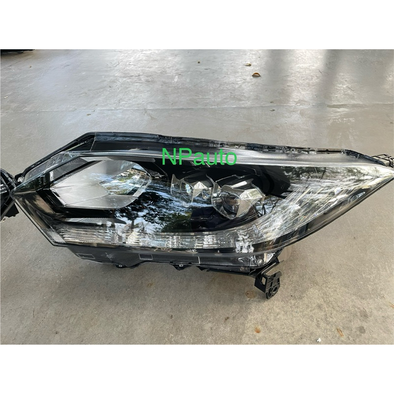 ไฟหน้า ฮอนด้า hrv   Honda hrv