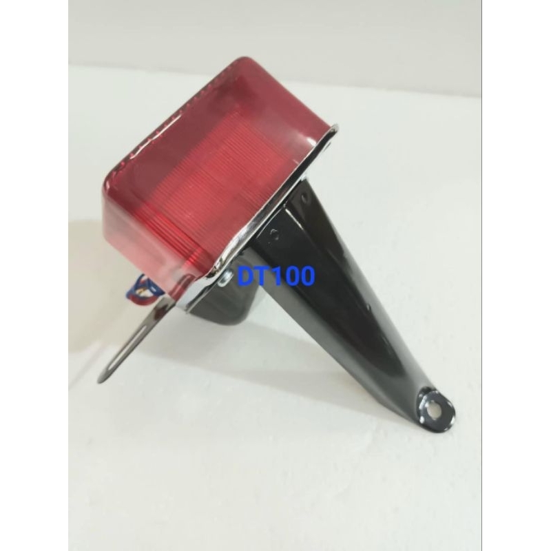 ชุดไฟท้ายพร้อมขายึดไฟท้าย yamaha dt100