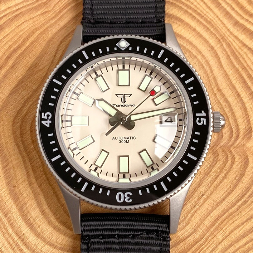 [Pre-order][ออโต้] Tandorio Fathom 300 Diver Watch 40MM C3 Dome Sapphire 120C NH35 200M