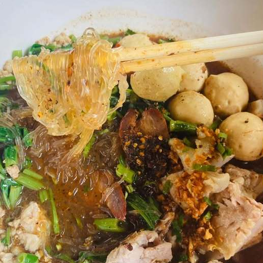 กุ้งอบวุ้นเส้น ยำวุ้นเส้น วุ้นเส้นลาบอีสาน วุ้นเส้นน้ำตก กึ่งสำเร็จรูป 110กรัม ตราผึ้งน้อย ส่งฟรี - รูปที่ 2