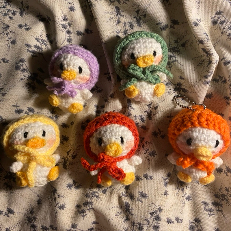 พวงกุญแจเป็ดใส่  👒👒👒