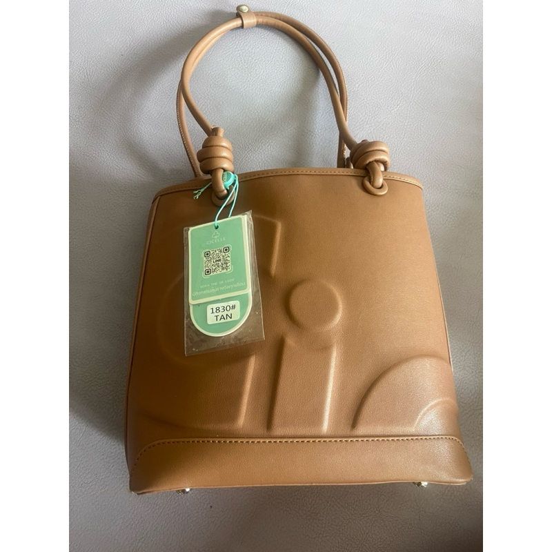 กระเป๋าทรงถัง แบรนด์ cicell สีTan
